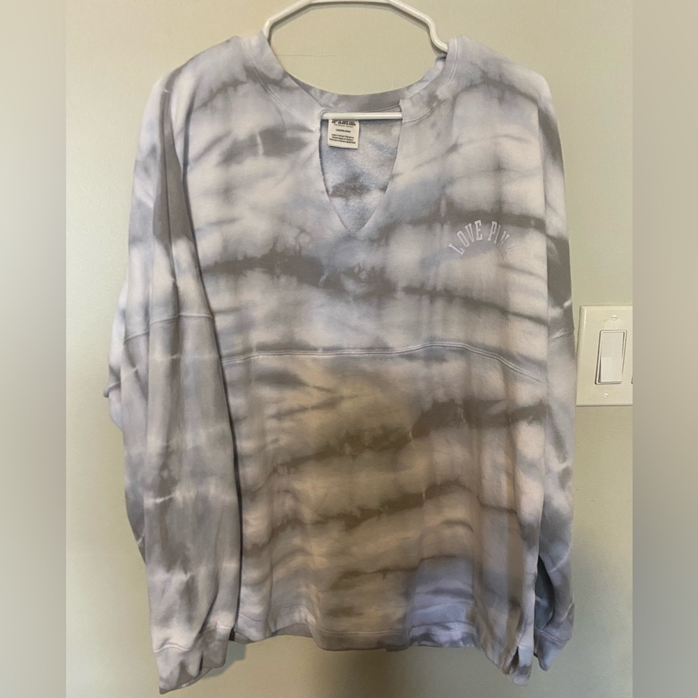 Victoria’s Secret pink brand sweater